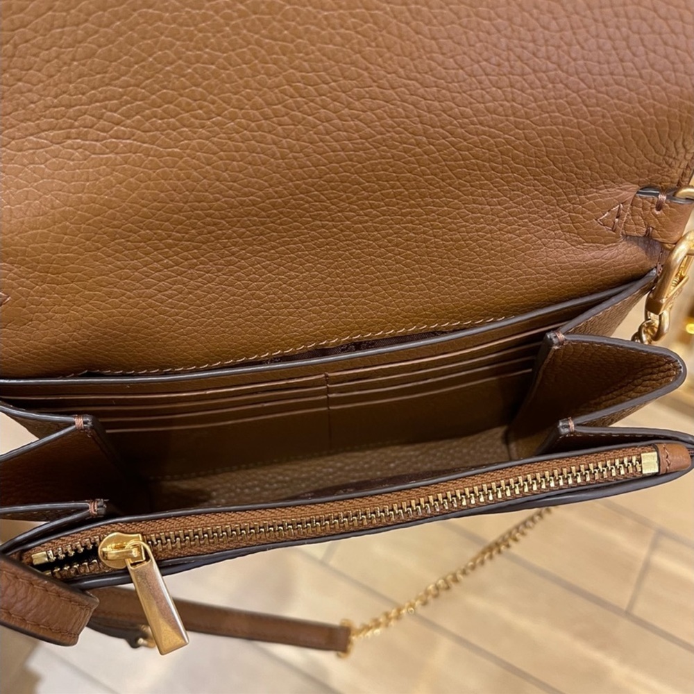 Brand new Athletic Tory Burch bag - Picture 6 of 15